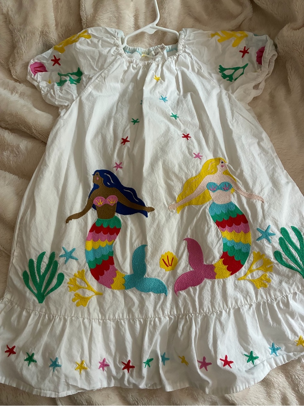 Mini Boden Mermaid cap sleeve white dress